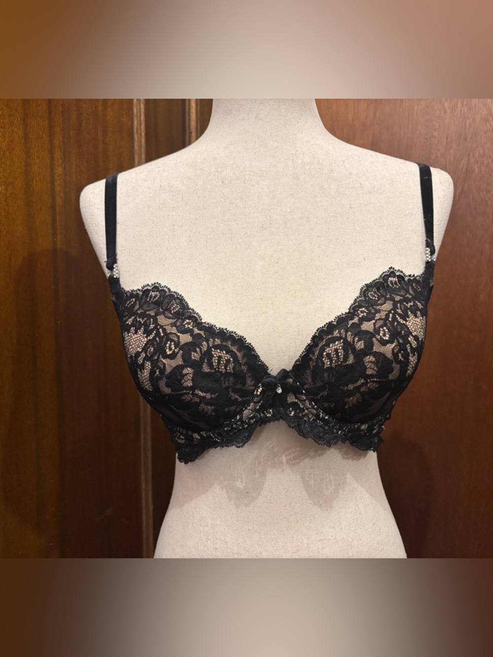 Dita Von Teese Elegant Black Lace Underwire Bra with Delicate Trim